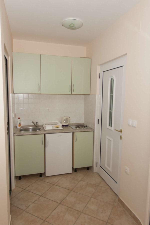 Apartments Simovic Tučepi Eksteriør bilde