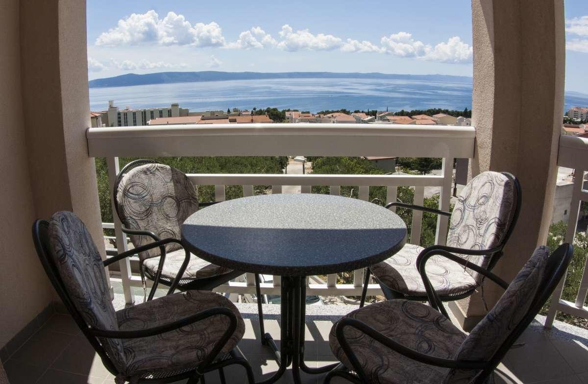 Apartments Simovic Tučepi Eksteriør bilde